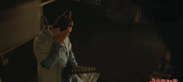 穿越侯府看戏吃瓜,穿越女看戏吃瓜，揭秘古代宫廷秘闻