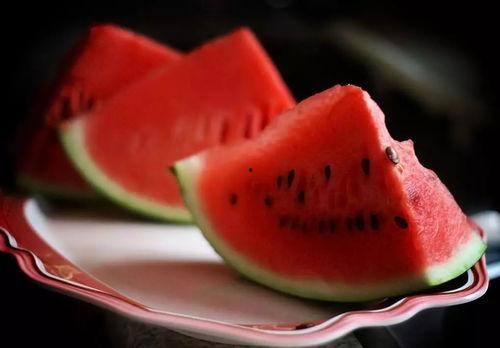 两块吃瓜,揭秘娱乐圈背后的秘密