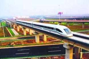 高铁上吃瓜的,高铁上吃瓜的趣味瞬间