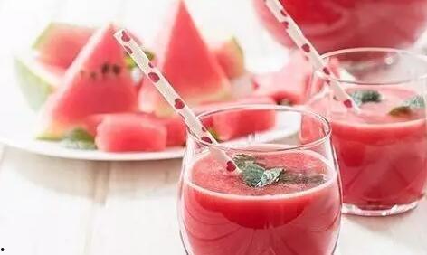 吃瓜会长胖视频,吃瓜也能增肥？揭秘“吃瓜会长胖”视频背后的真相