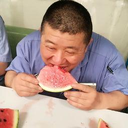 静静吃瓜啥意思,揭秘网络热点的背后故事